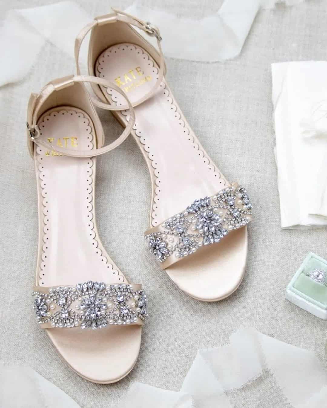 Champagne Flat Ideas