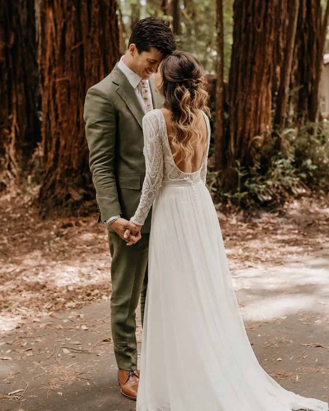 Rustic Wedding Dresses With Sleeves