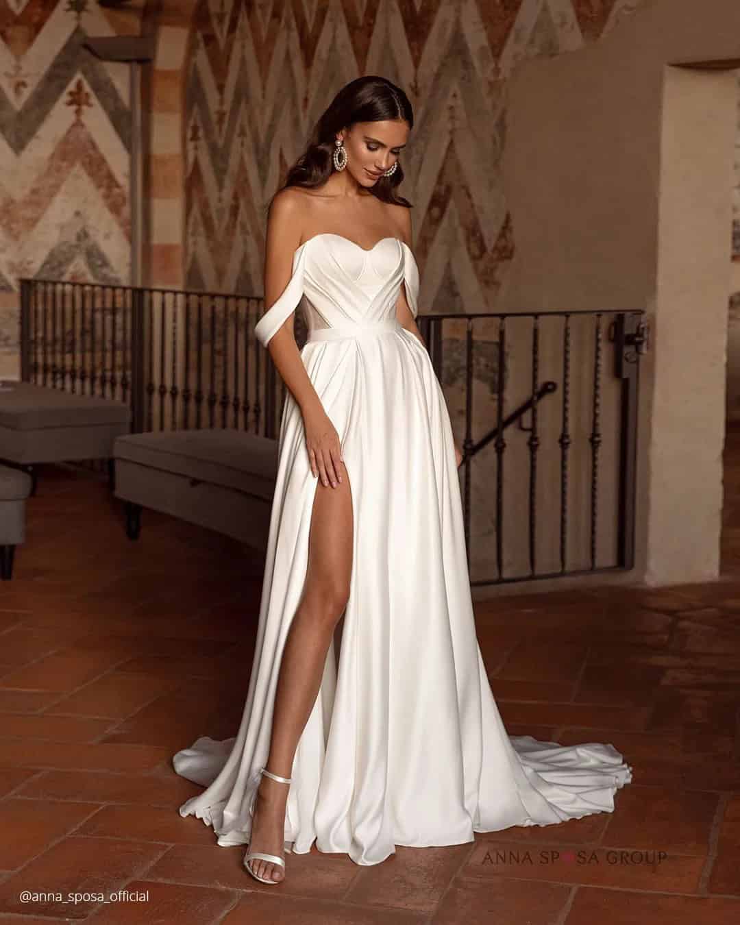 Simple Off The Shoulder Wedding Dresses