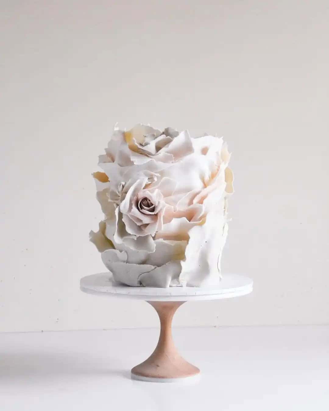 Petals Shaped Cakes