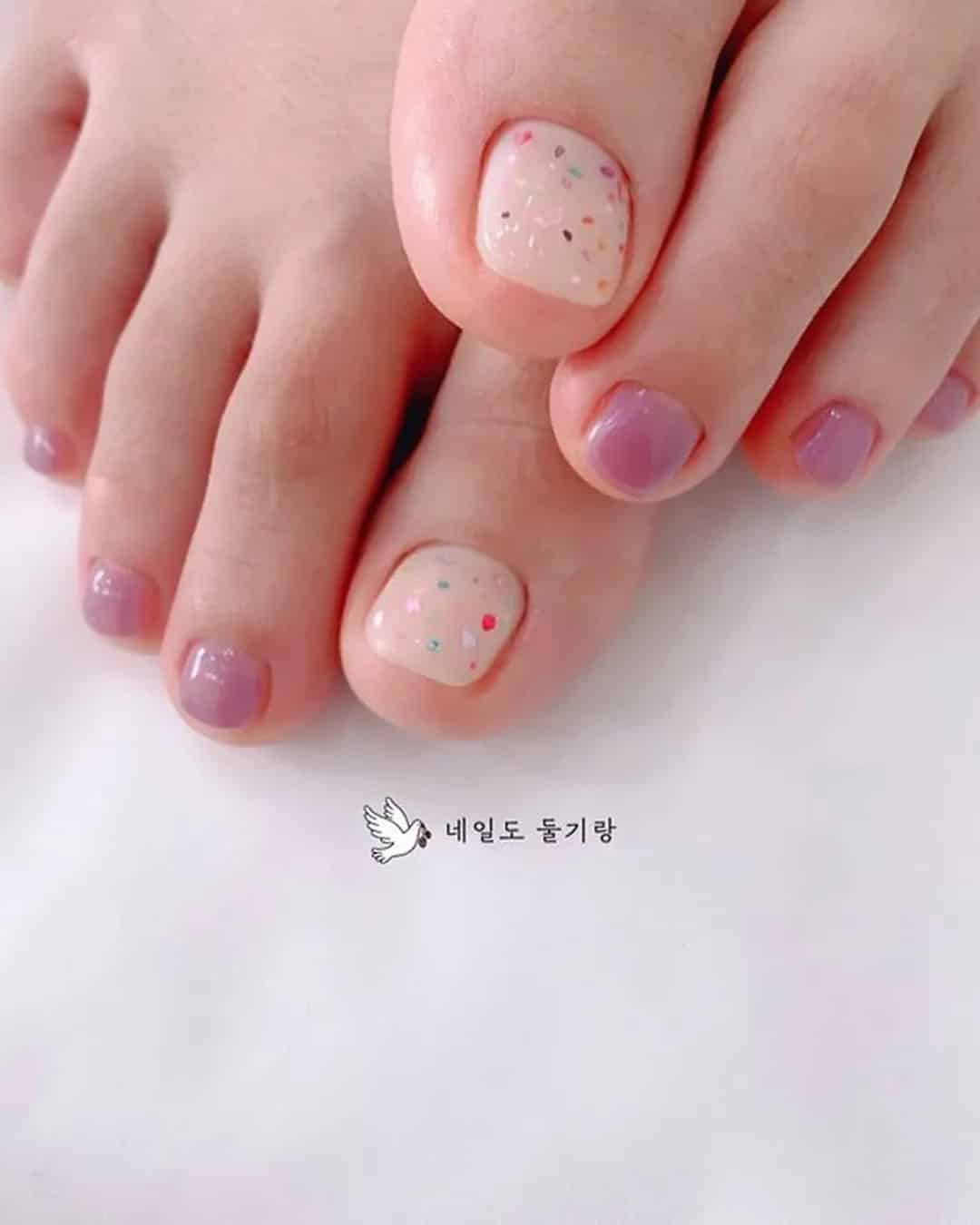 White and Pink Toe Nails