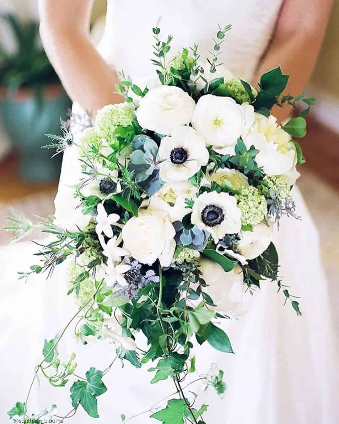 Wedding Bouquets With Lily of the Valley