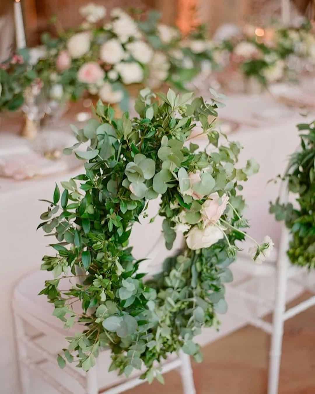 Current Wedding Decor Trends For Rustic Style