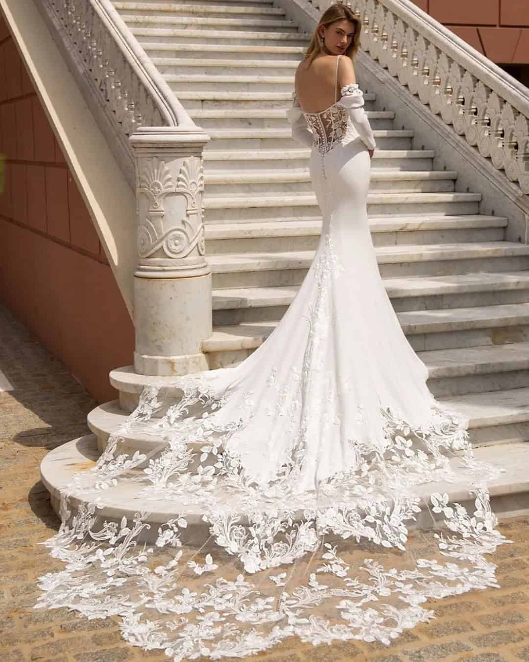 Wedding Dresses With Beautiful Train