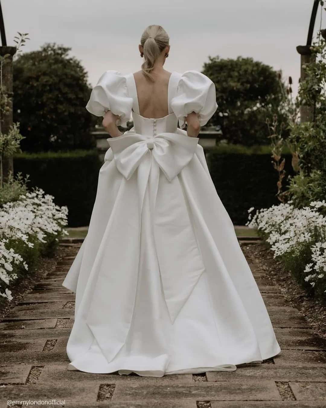 Bridal Dresses With Bows