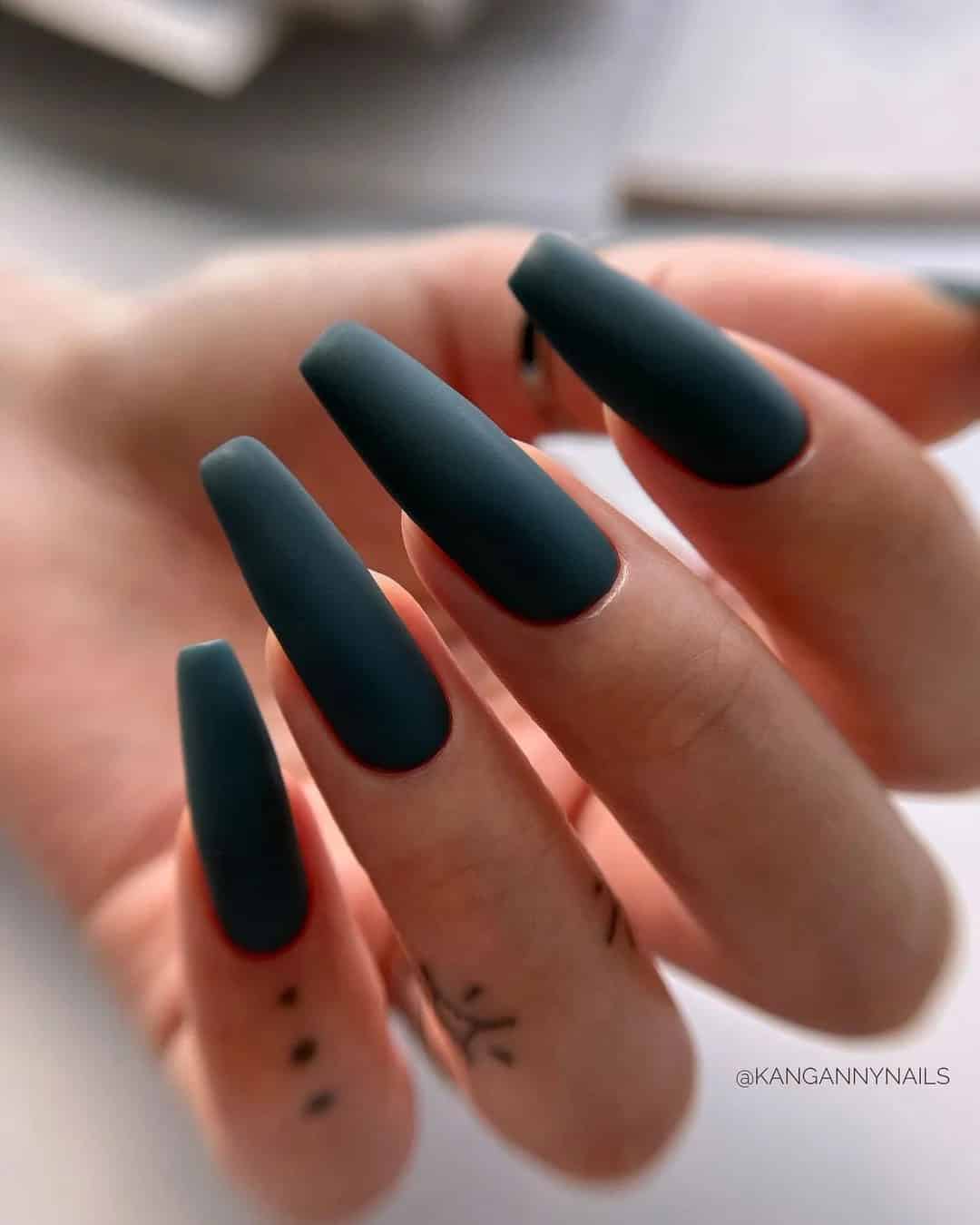 Dark Bridesmaid Nail Ideas