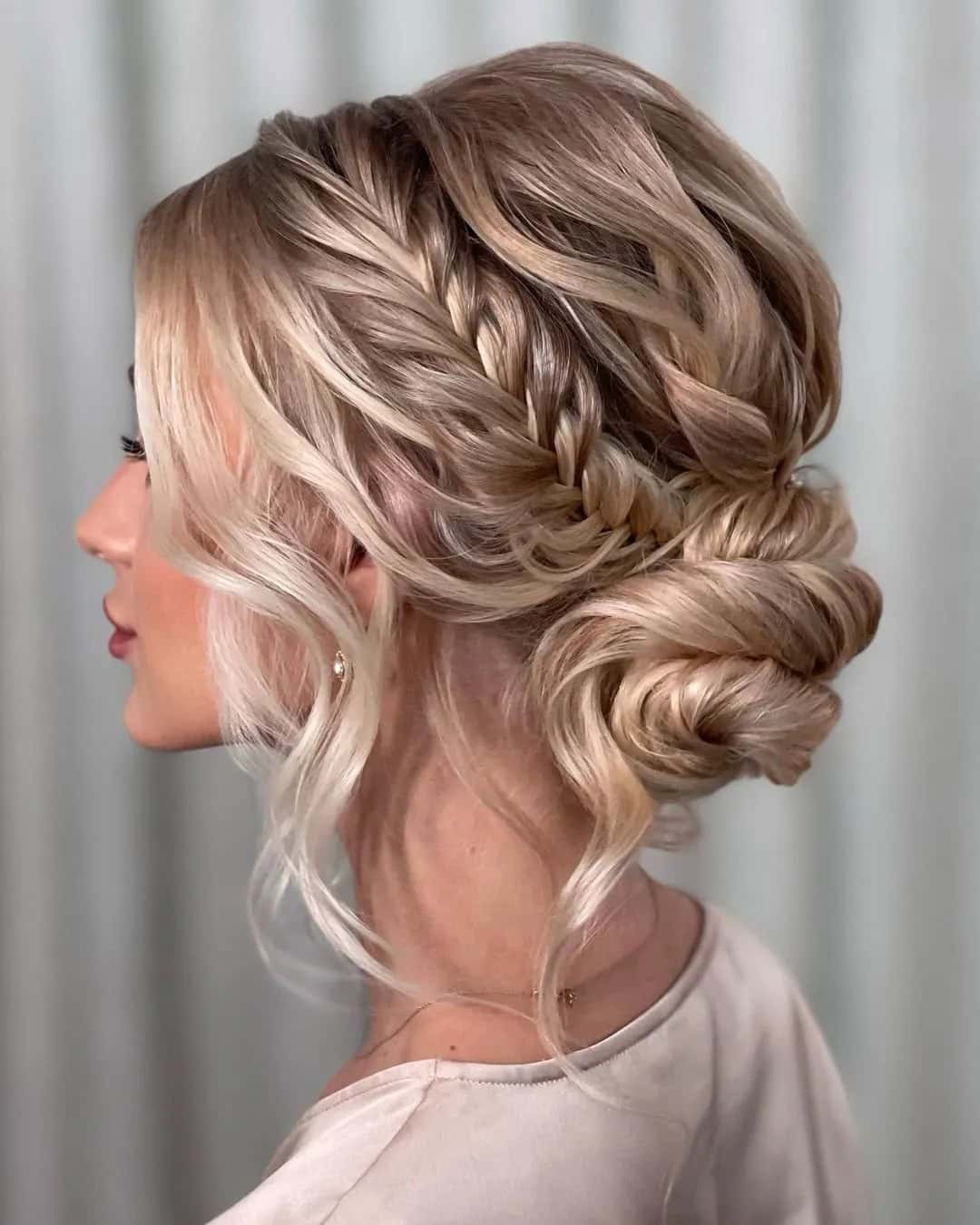 Trendy Braided Crown Bridal Ideas