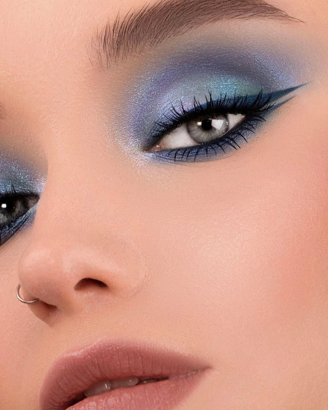 Makeup Ideas With Blue Eyeliner