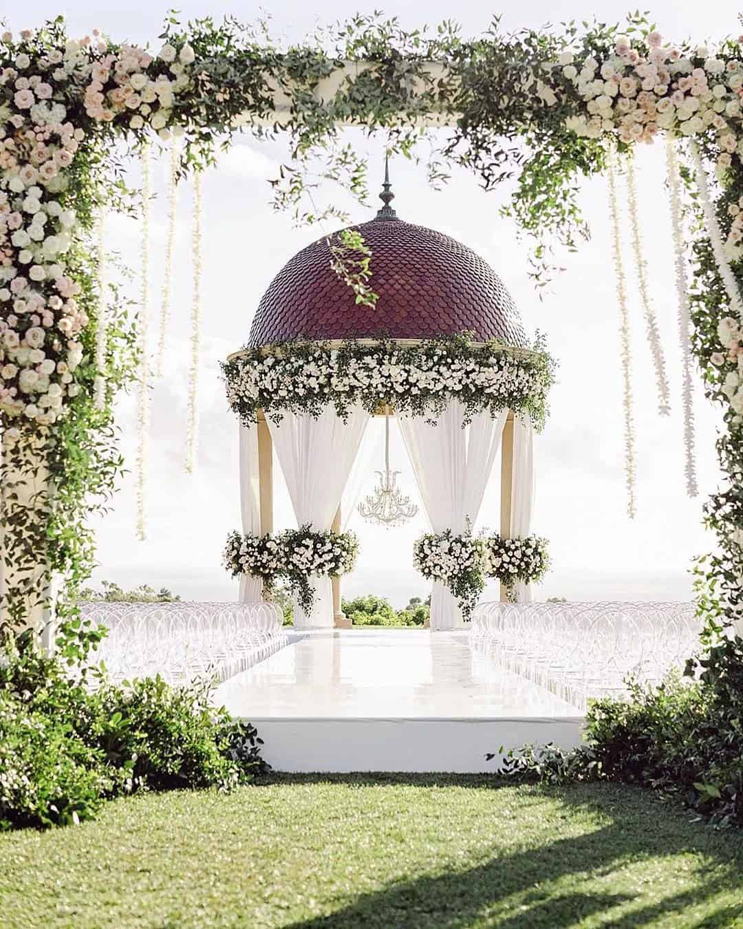 Romantic Wedding Theme