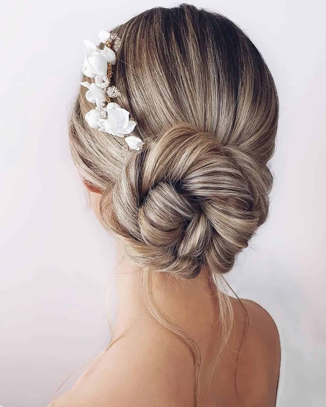 Elegant And Stylish Wedding Updos