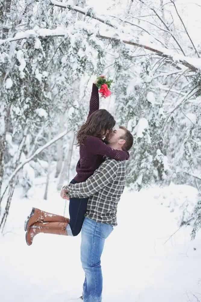 Engagement Photos In The Snow