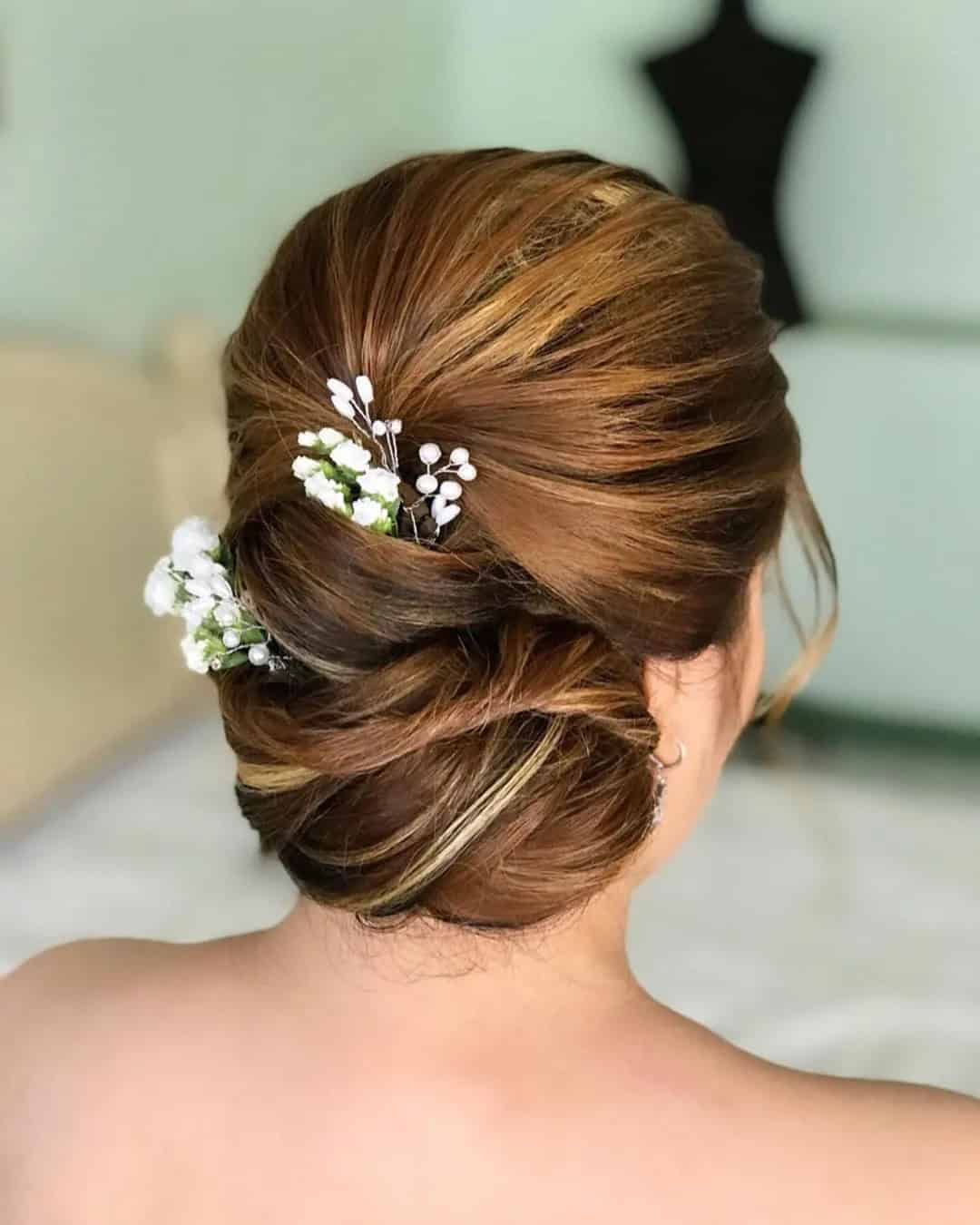 Messy Side Bun Hairstyles For Wedding