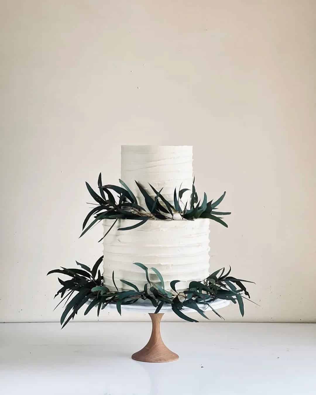 Wedding Cakes With Greens