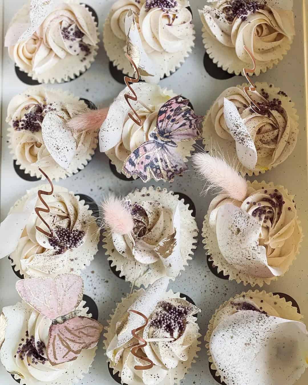 Creative Wedding Cupcakes