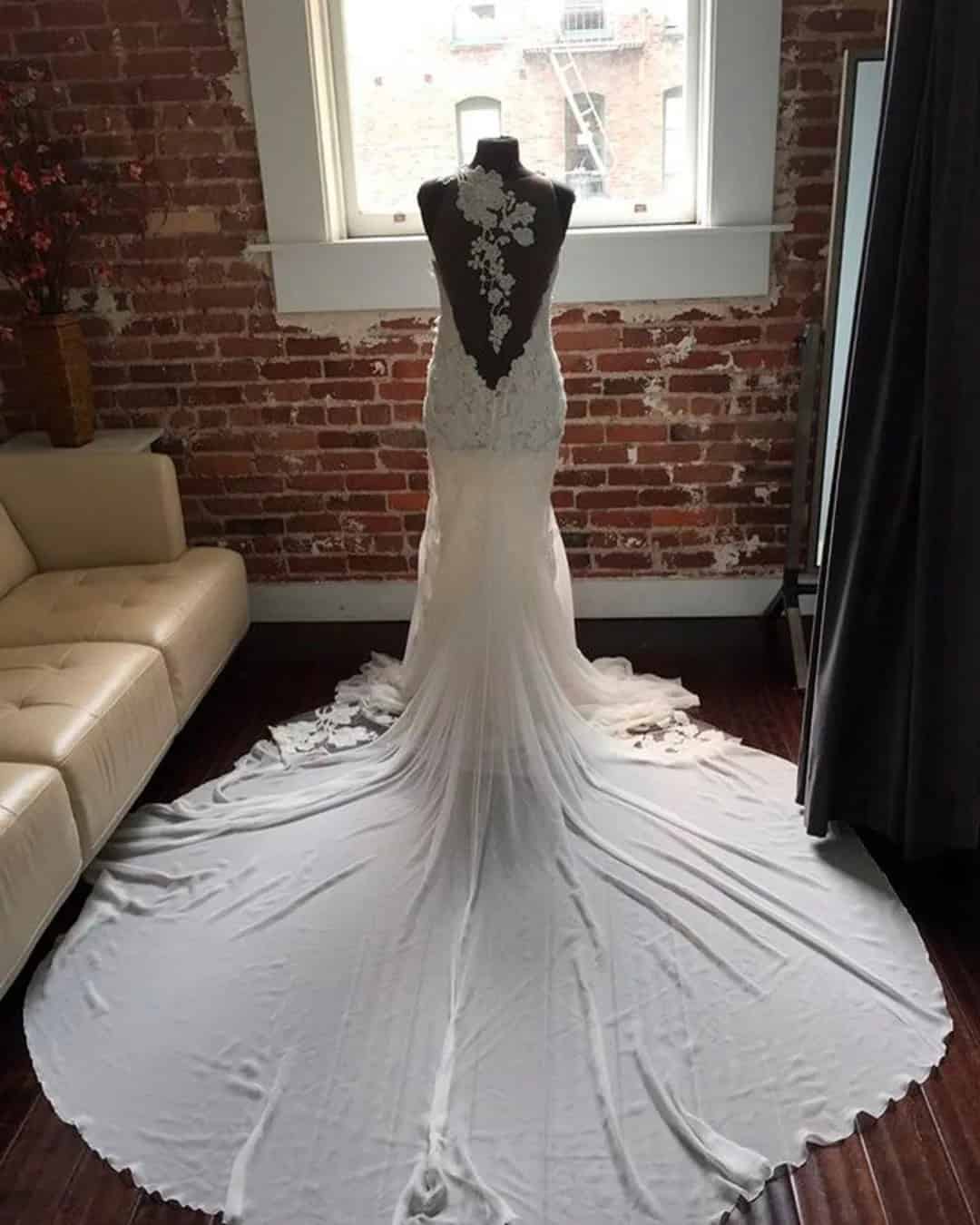 Novella Bridal