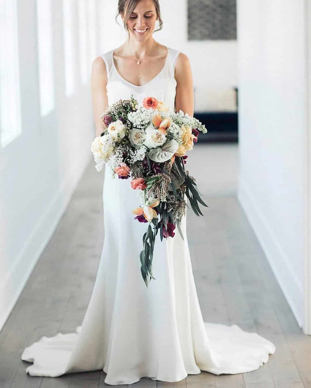 Simple Cascading Wedding Bouquets with Roses