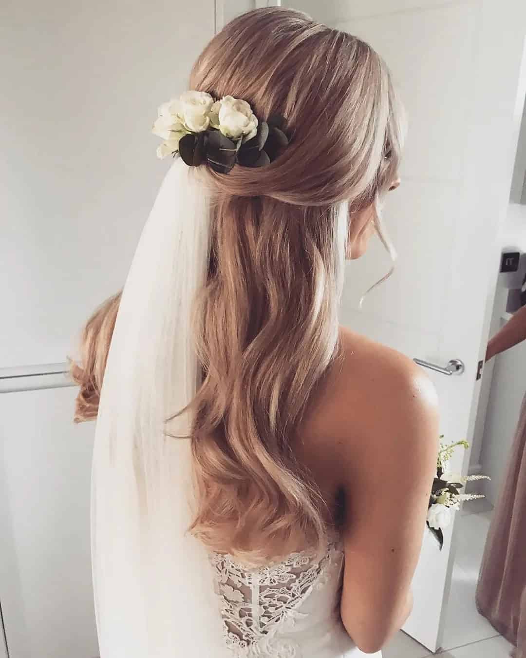 Half Up Half Down Wedding Hairstyles With Veil