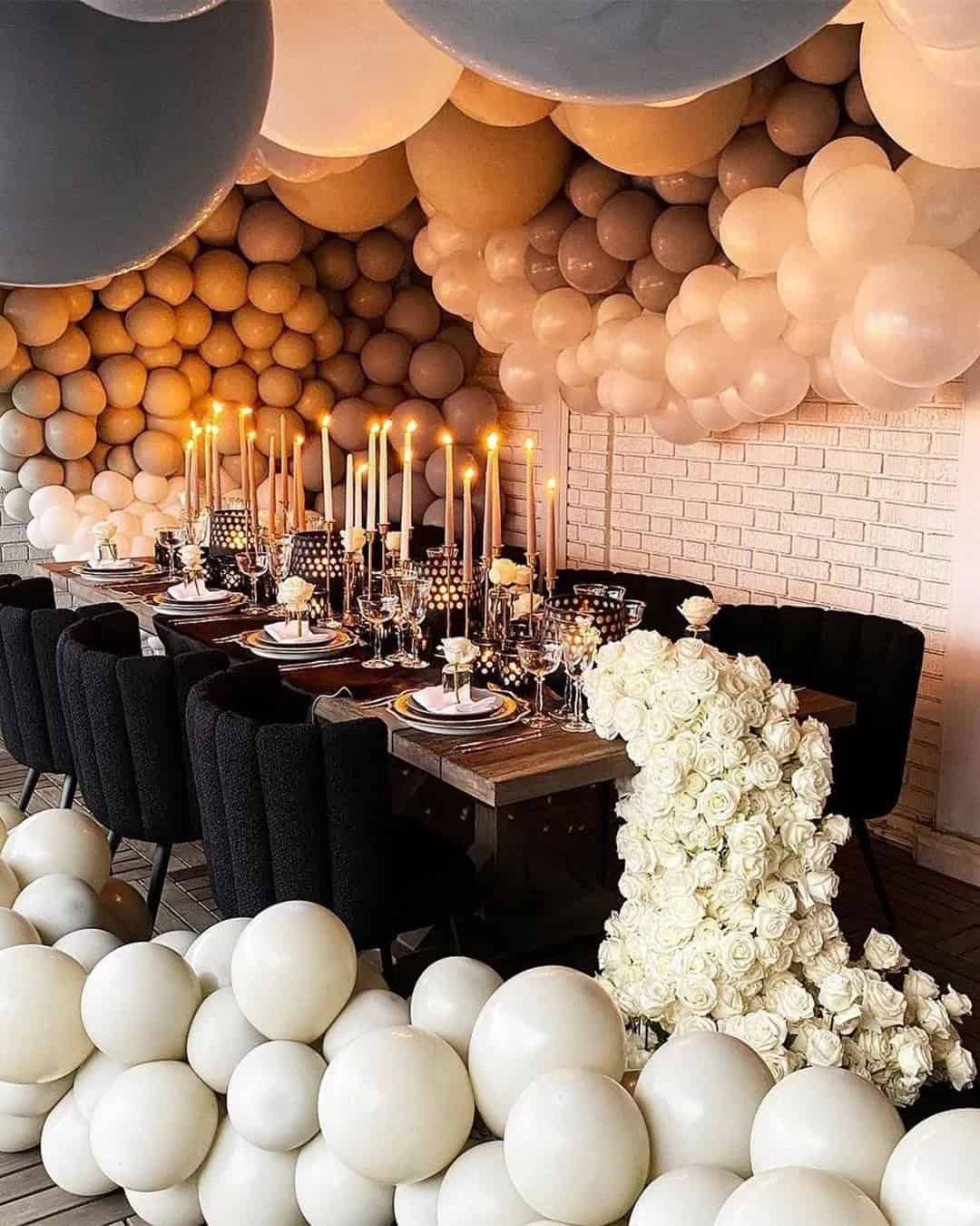 Air Balloons Are Perfectly Fit For Any Wedding Party