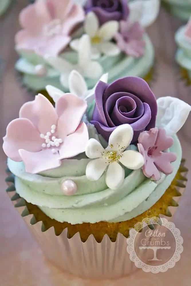 Mini Roses With Other Flowers Cupcake Ideas