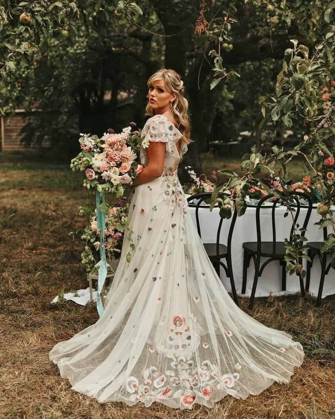 Floral Applique Wedding Dresses