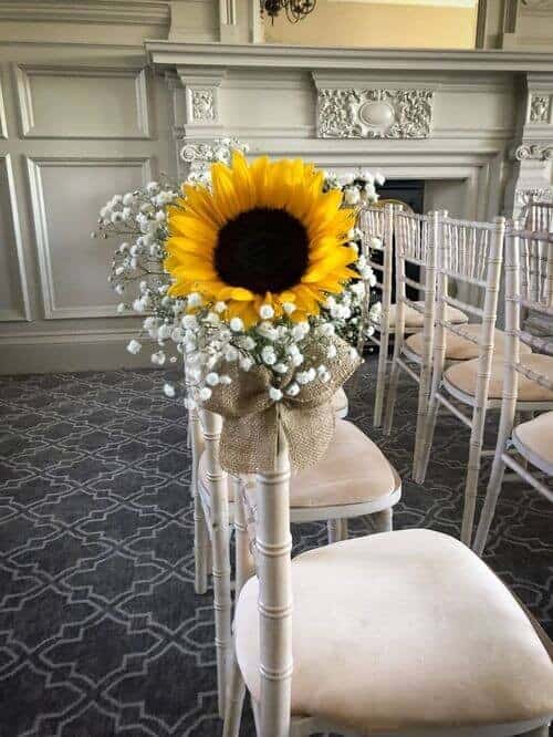 Aisle decor pieces