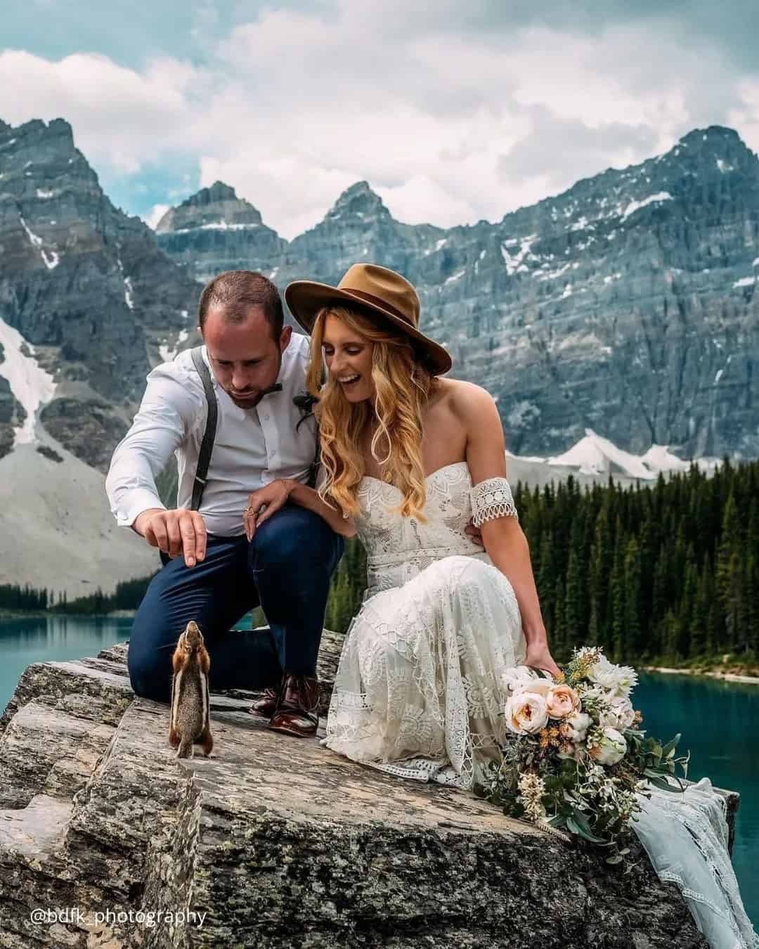 Creative Ideas for Wedding Photos