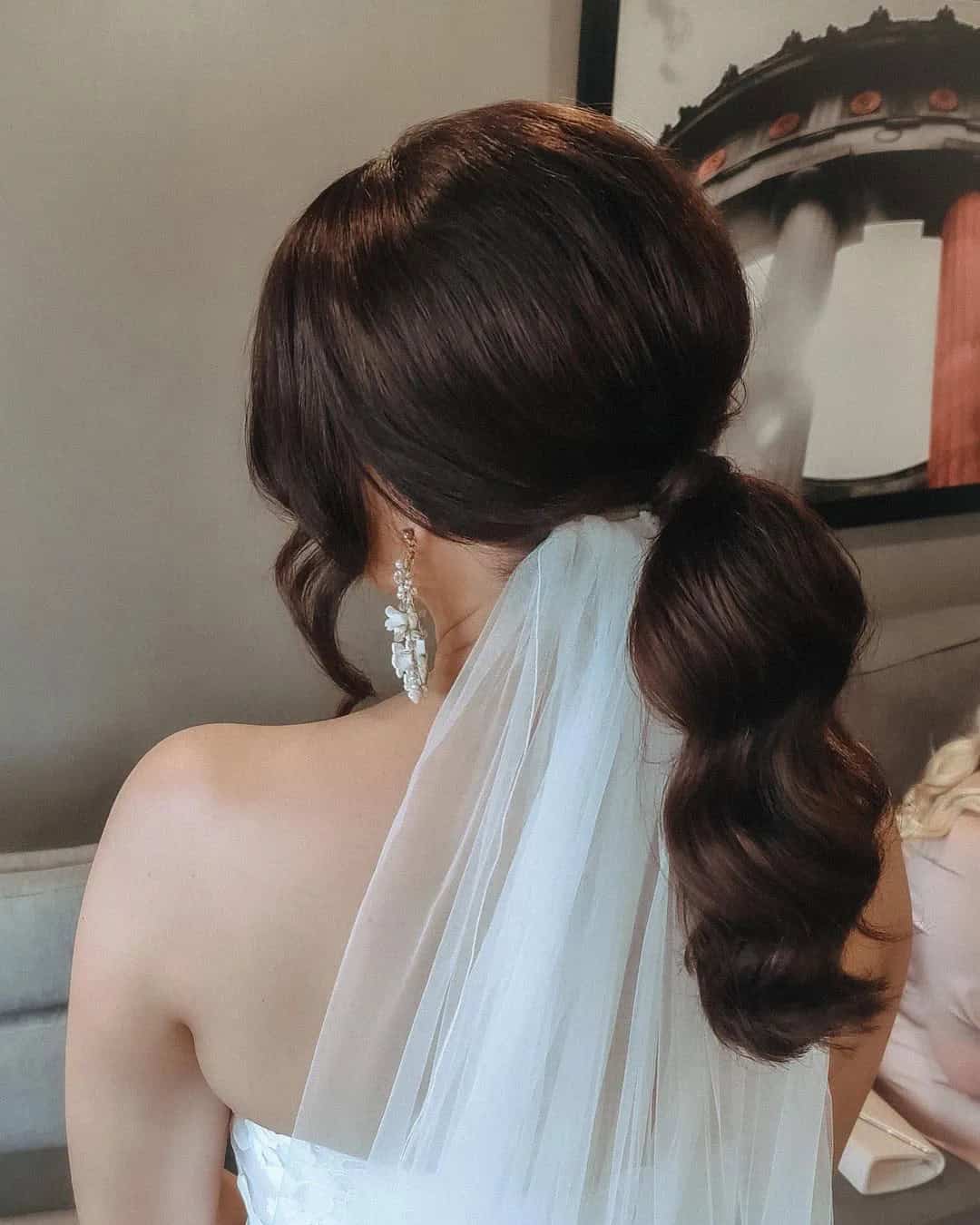 Ponytail Hairstyles With Veil