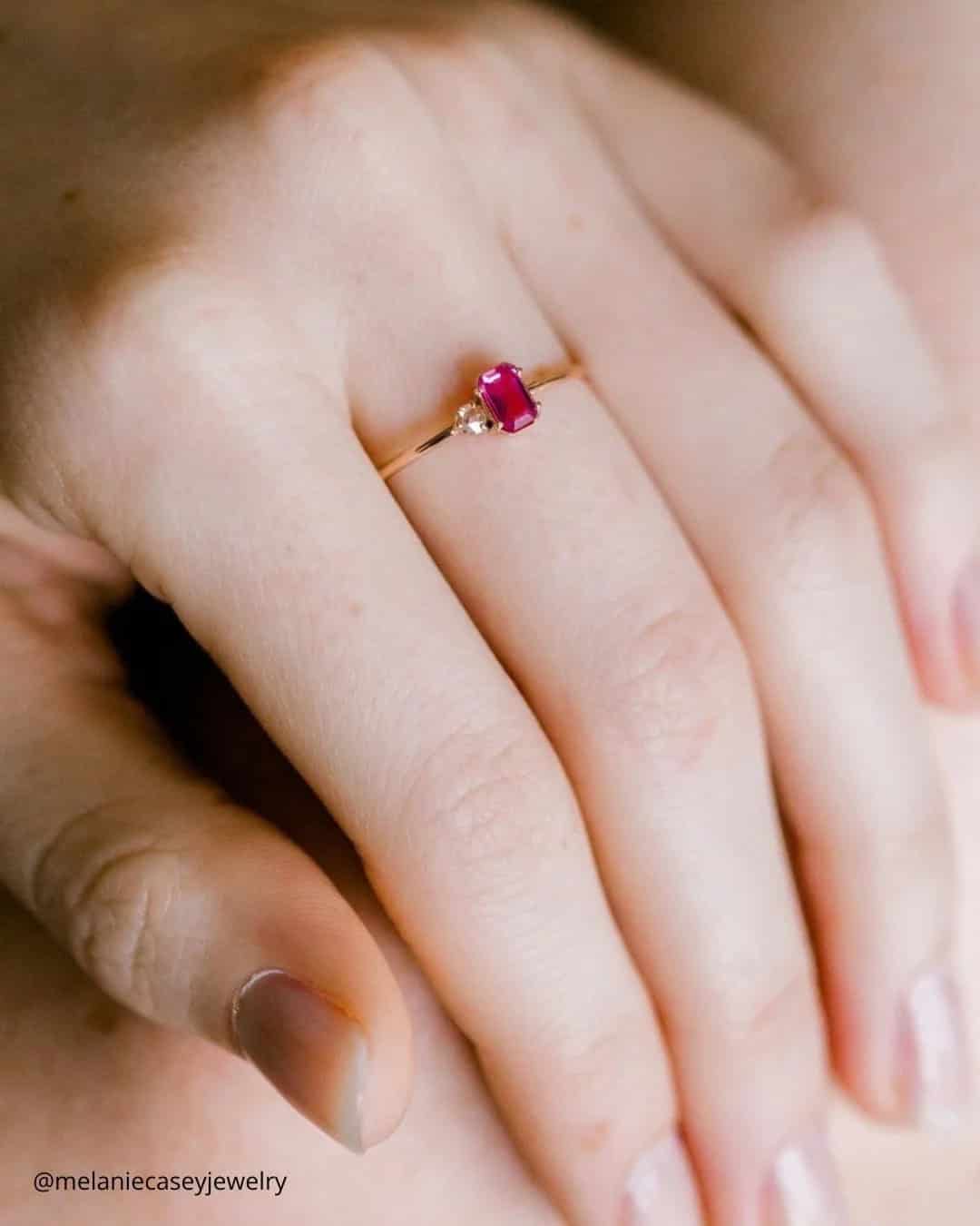 Simple Non-diamond Engagement Rings