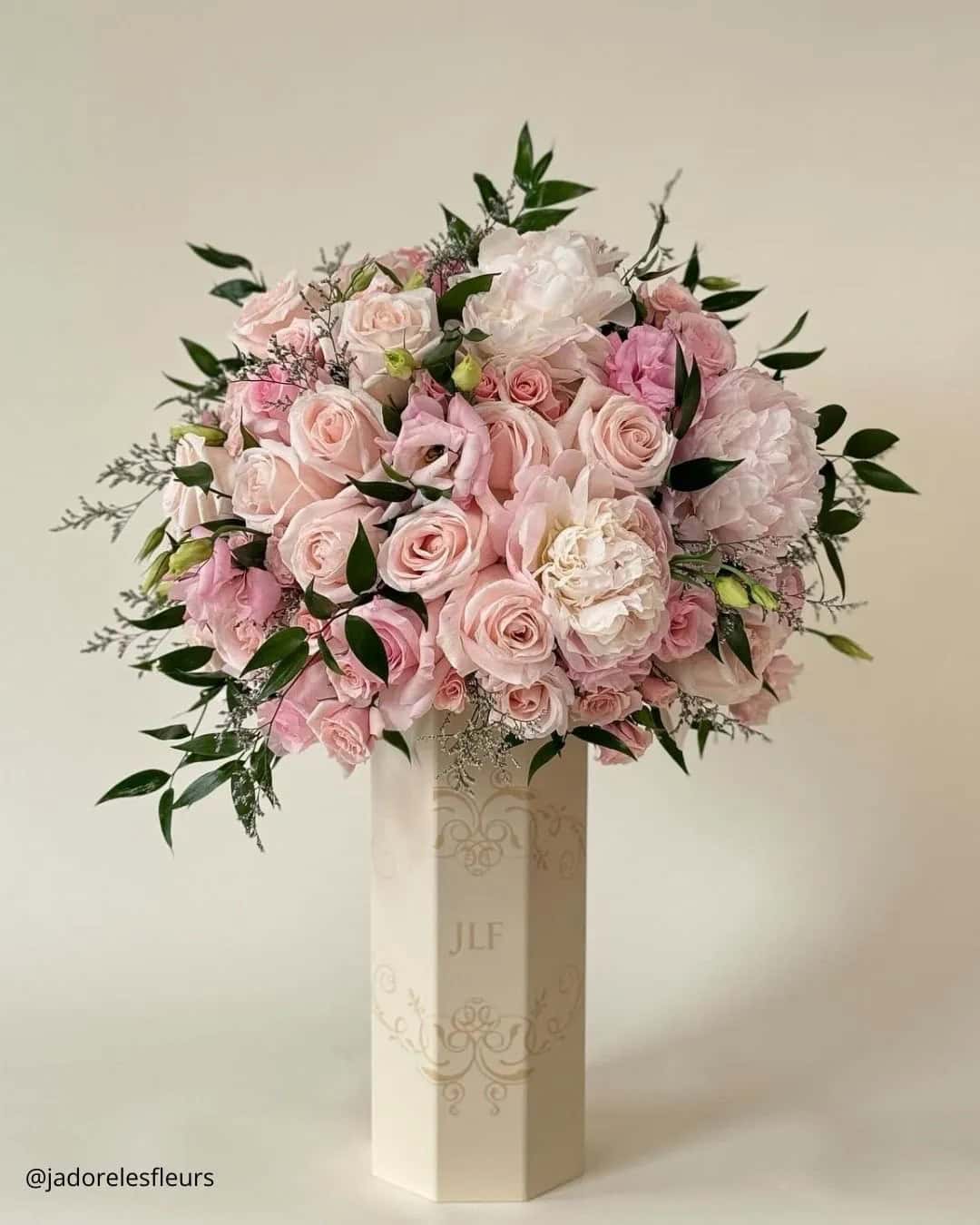 Beautiful Wedding Bouquets In Pastel Colors