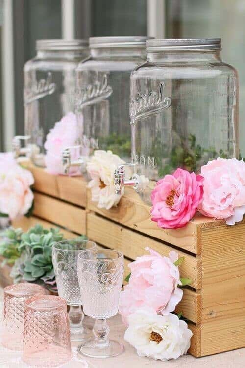 Lemonade and flowers