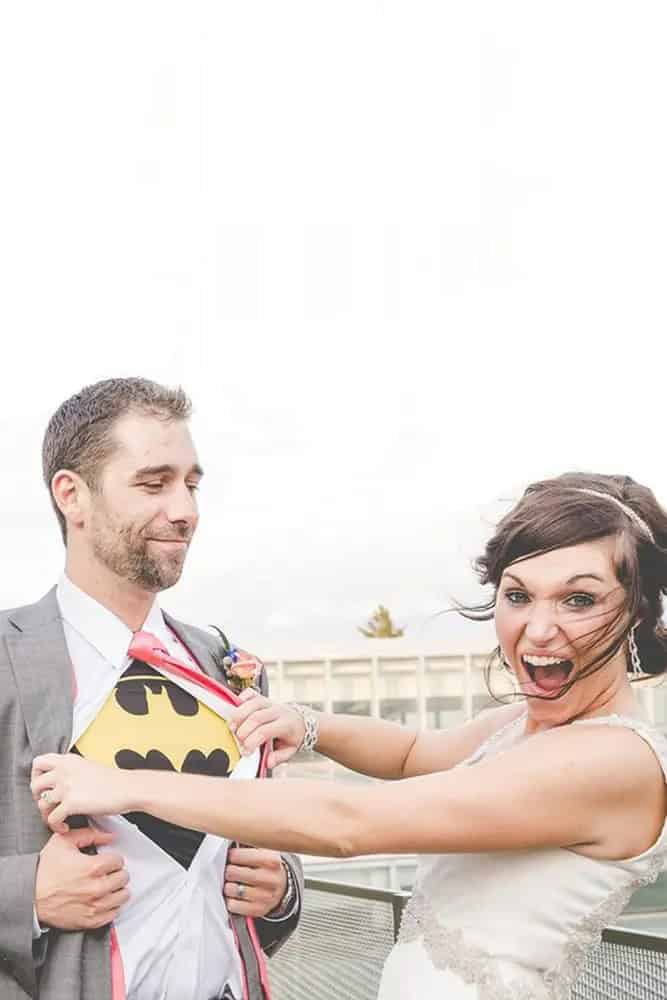 Unusual Wedding Poses Of Bride And Groom