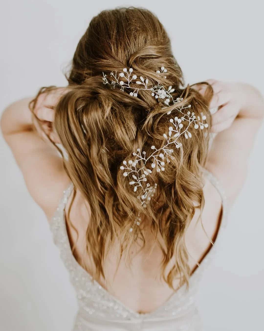 What’s Included In Wedding Hair And Makeup Cost?