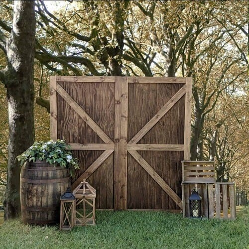 Barn door backdrop