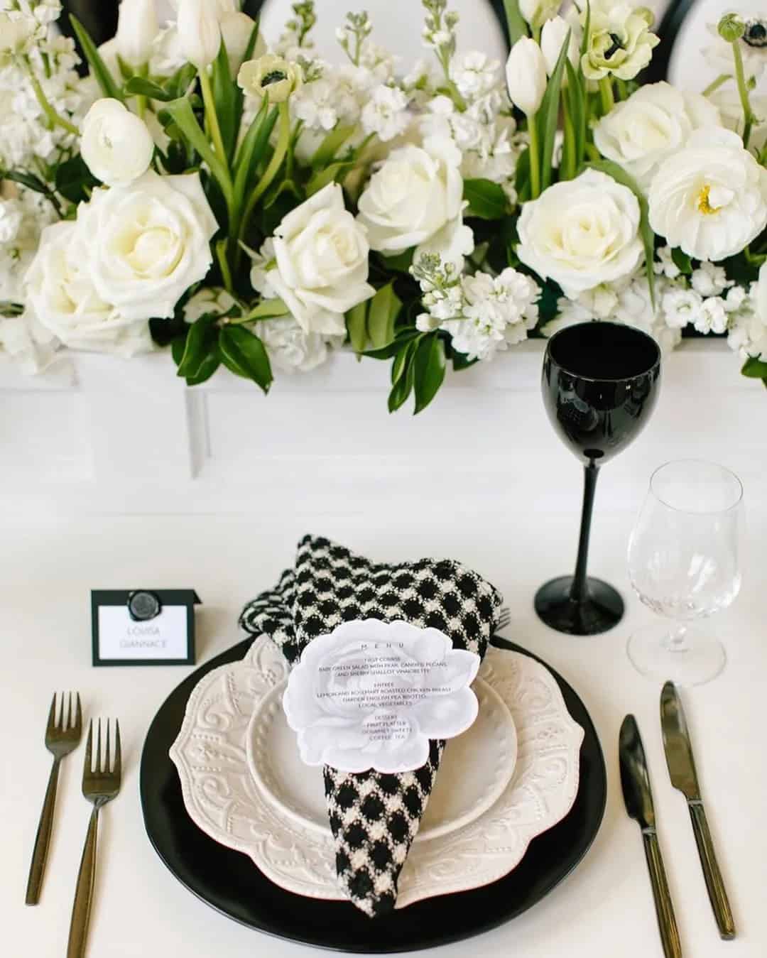 Modern Black And White Wedding Decor