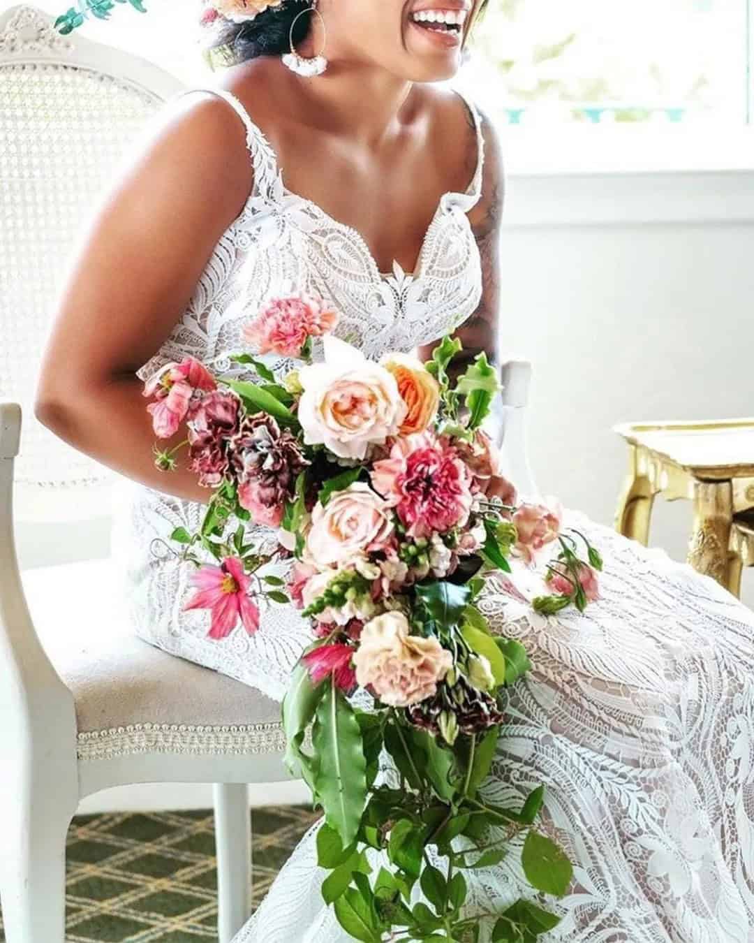 Simple Cascading Wedding Bouquets with Roses