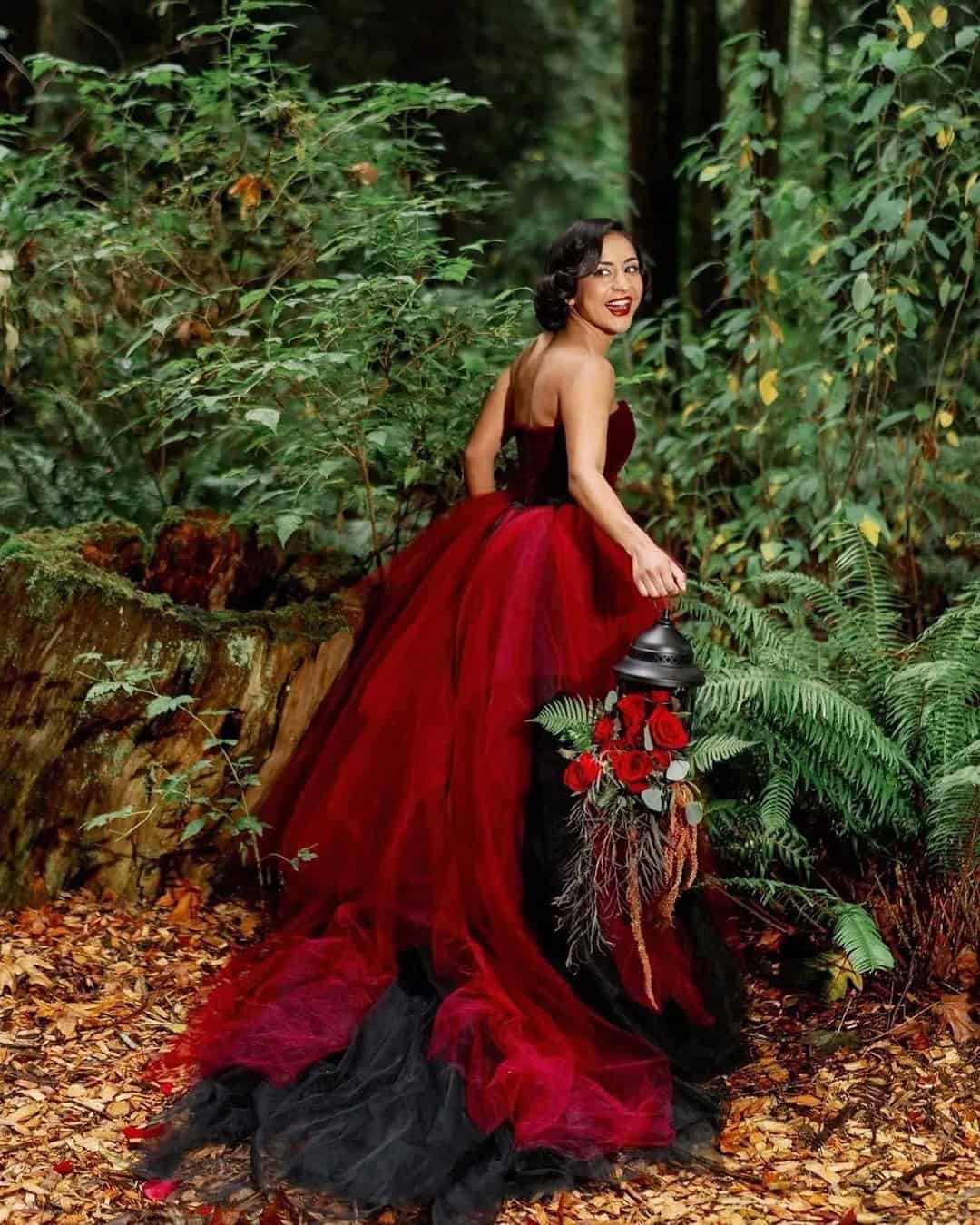 Black And Red Vampire Gothic Wedding Dresses