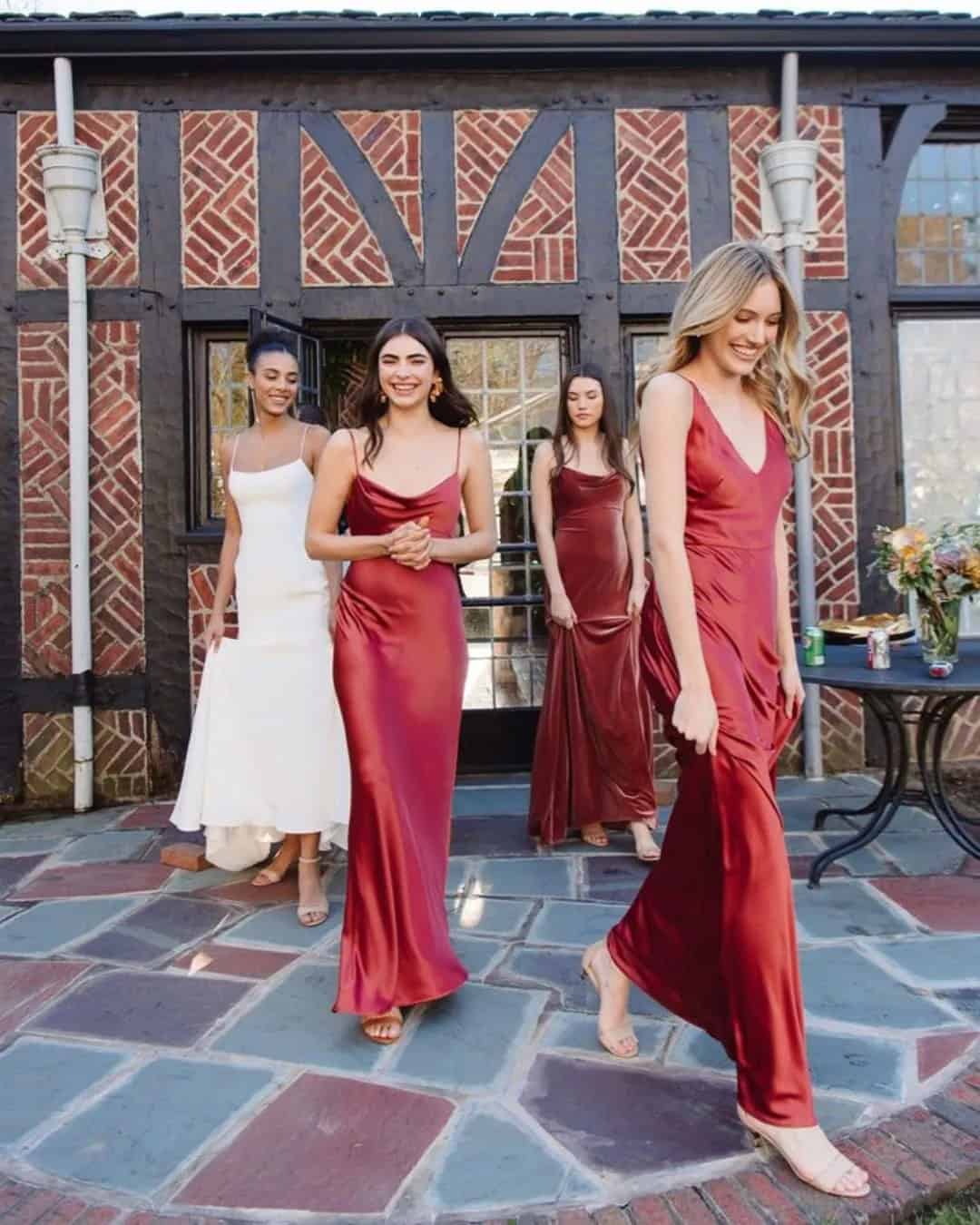 Bridesmaid Dresses In Red