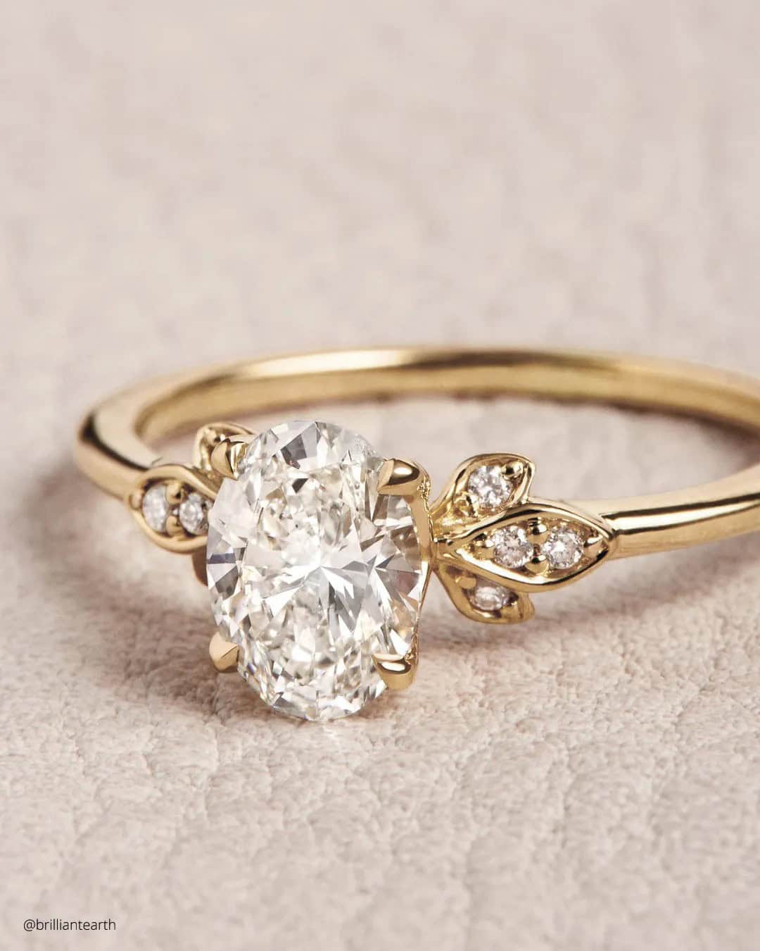 Oval Engagement Rings For Women