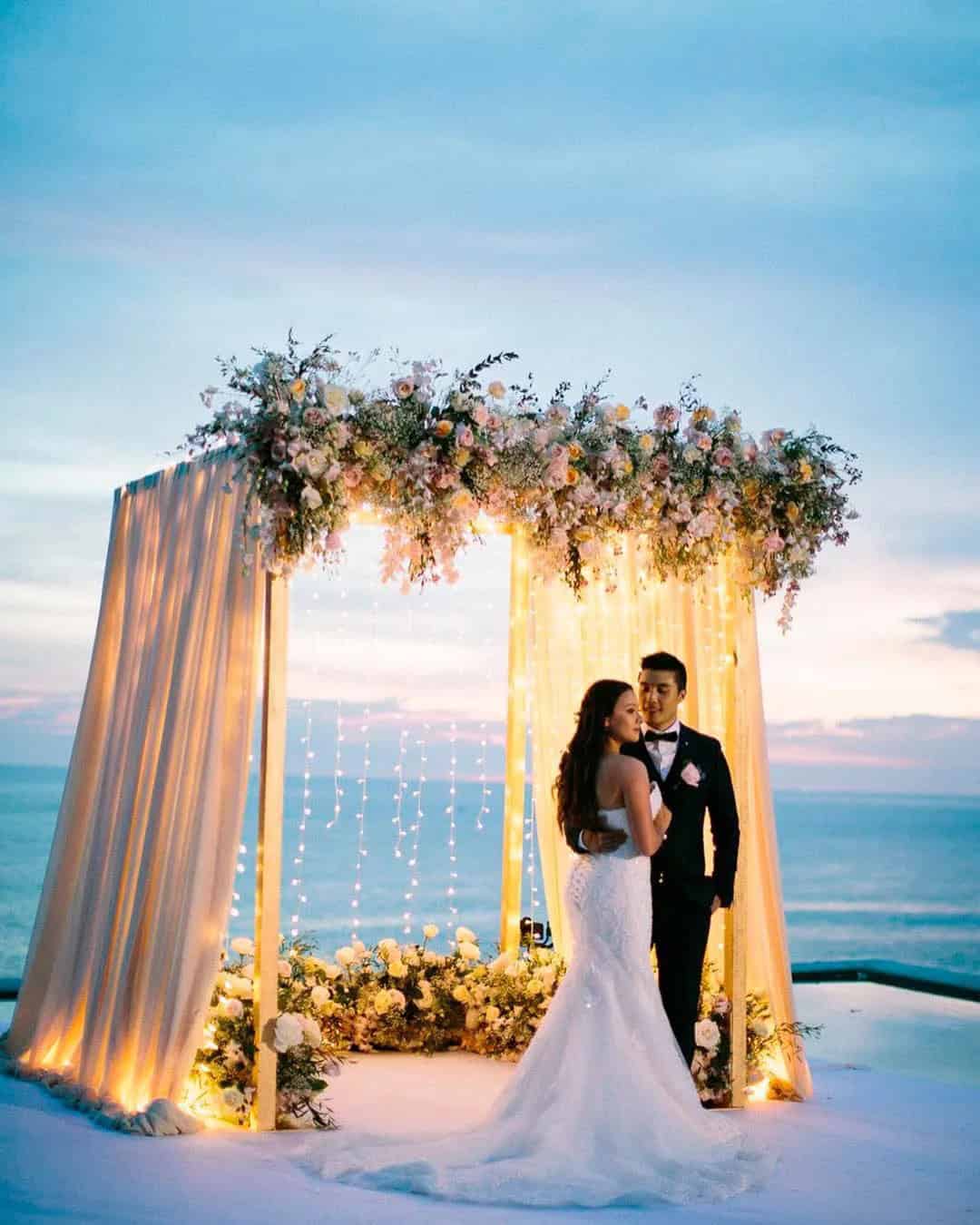 Night Wedding Altar Ideas