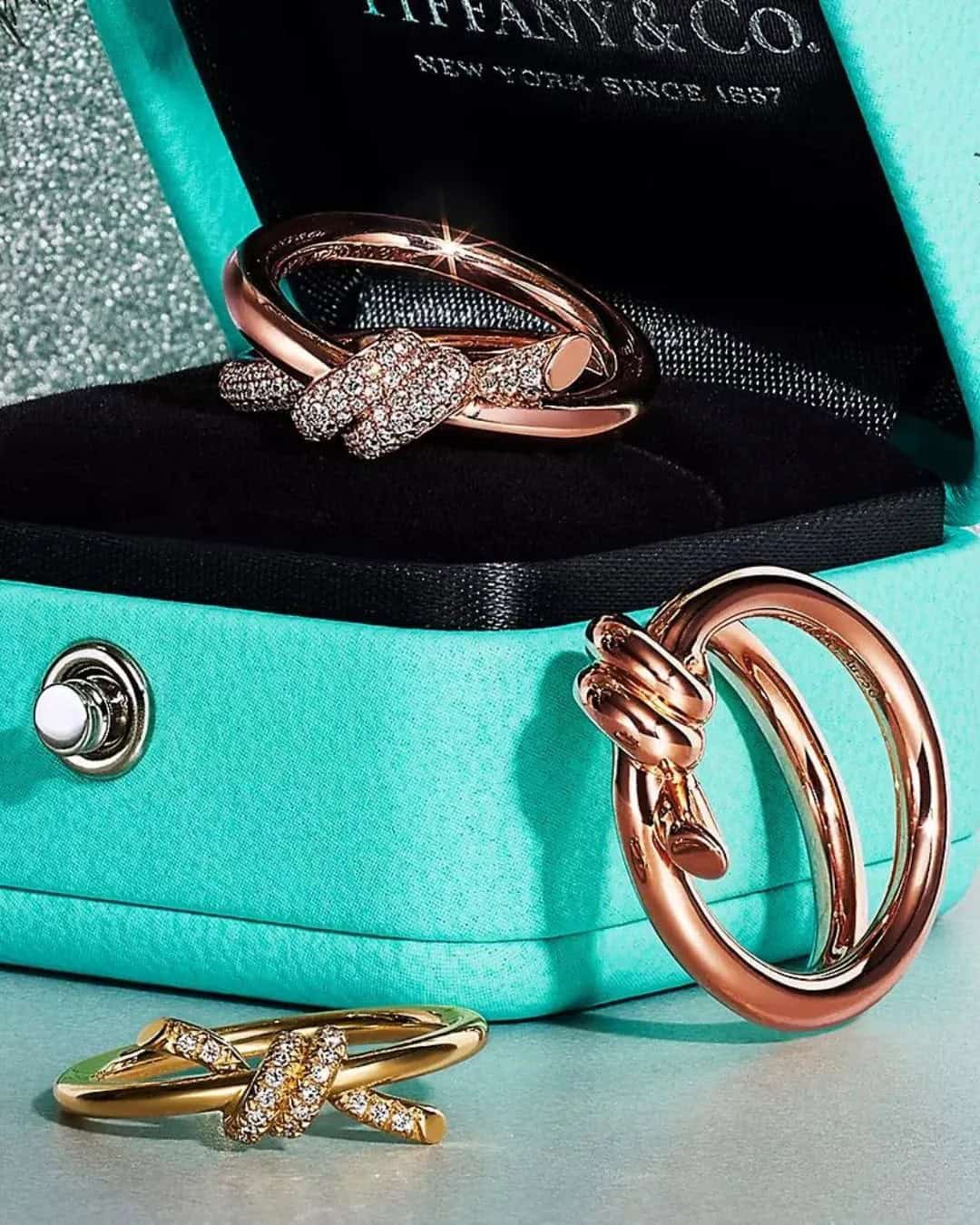 Unique Rings