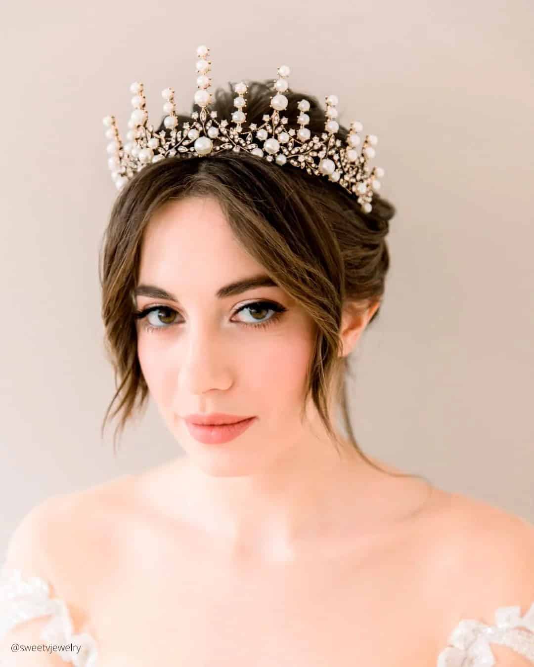 Wedding Tiaras and Crowns for Brides