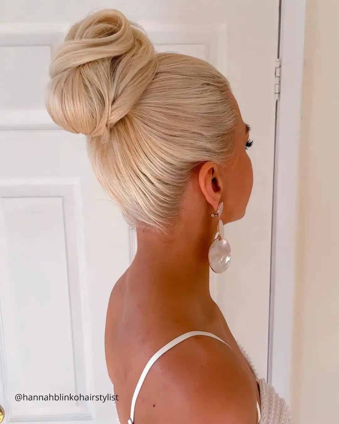 Smooth Classic Bun Wedding Hair Ideas