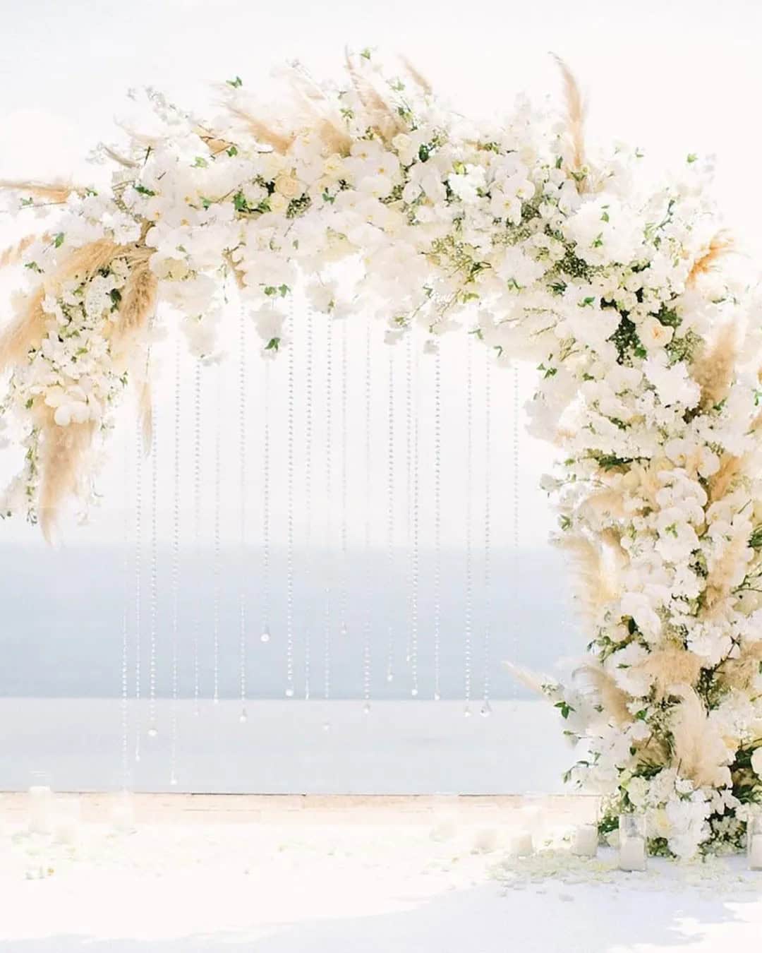 White Wedding Altar Decor Ideas