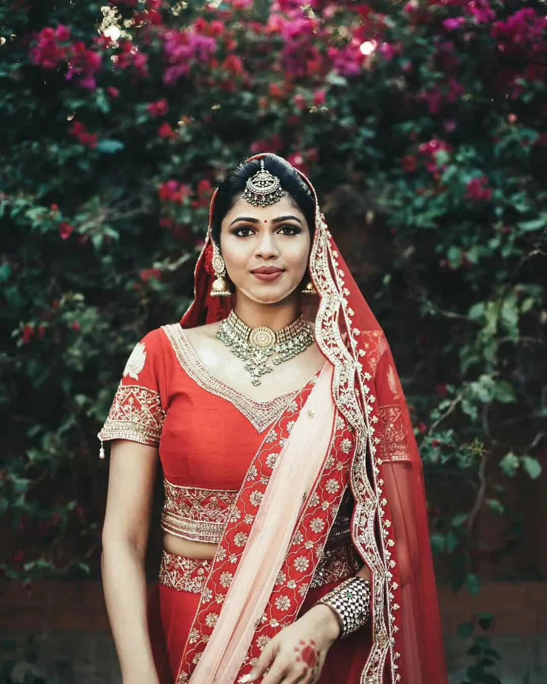 Indian Bridal Hairstyles With Veil