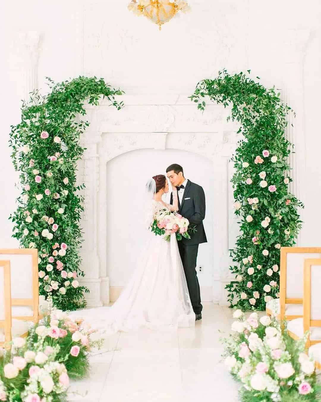 Simple Church Aisle Wedding Decorations With Romantic Flowers