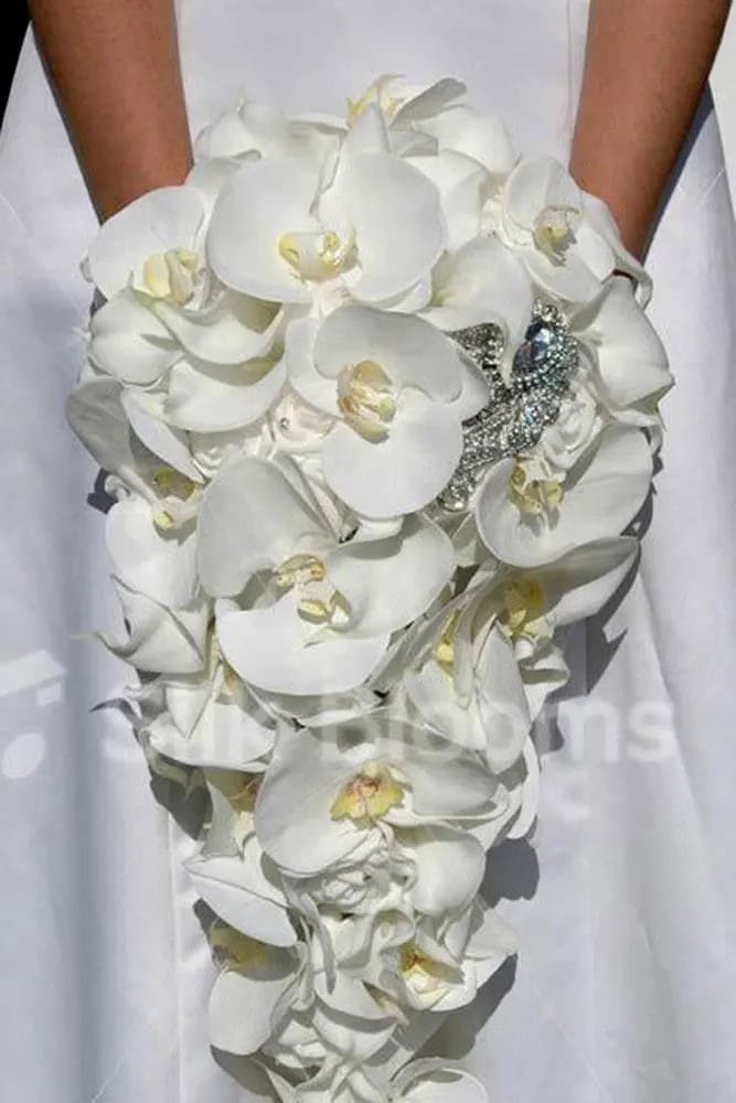 Classy Brooch Bouquets In White Colors With Rhinestones