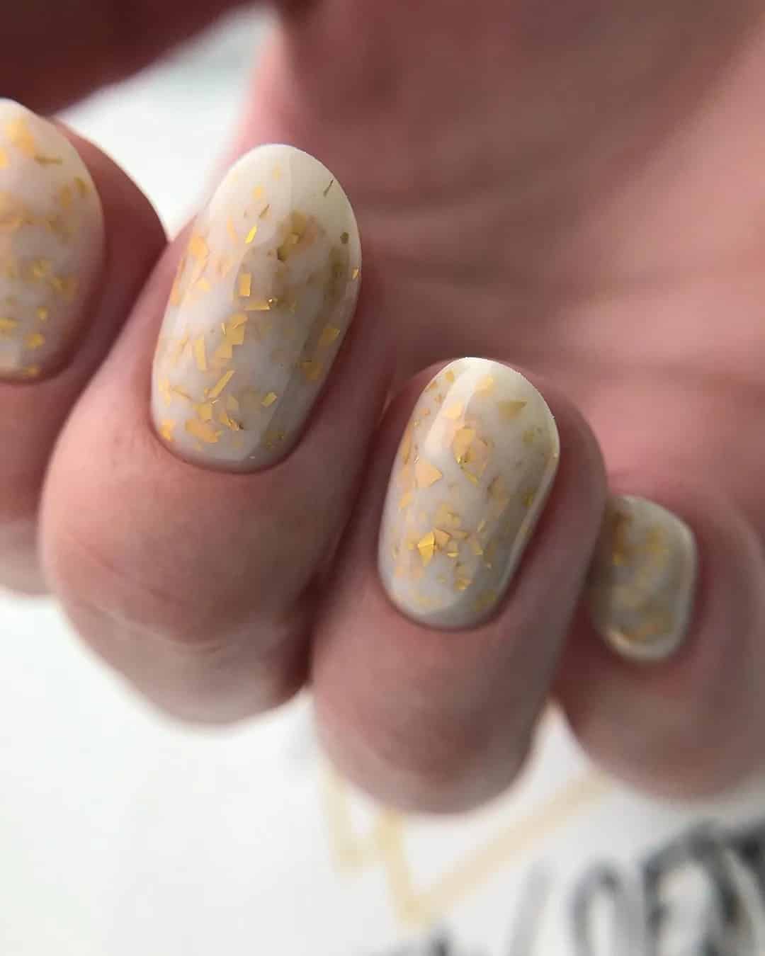 Gold And White Nail Designs