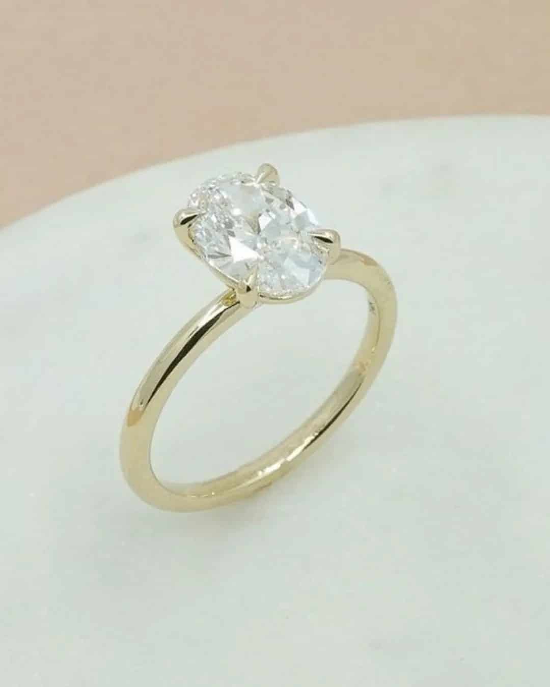 Beautiful Oval Cut Engagement Rings