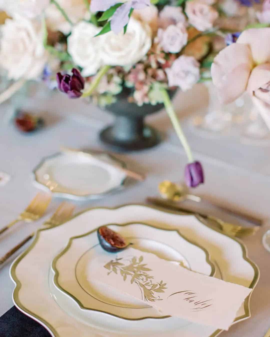 Vintage Wedding Décor Inspiration & Ideas