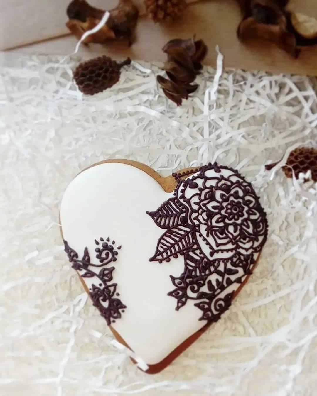 Wedding Cookies With Oriental Ornaments